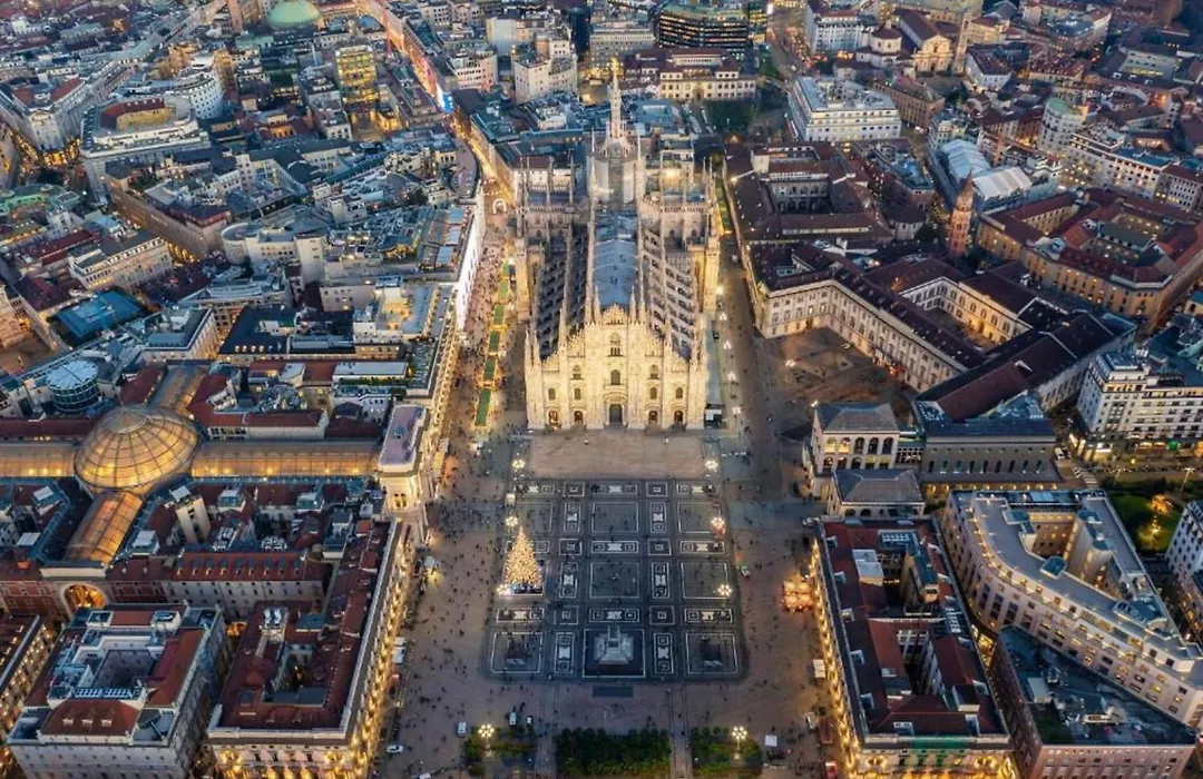 Duomo-Fiera Milano - Five Stars Milanese Style by Halldis-1